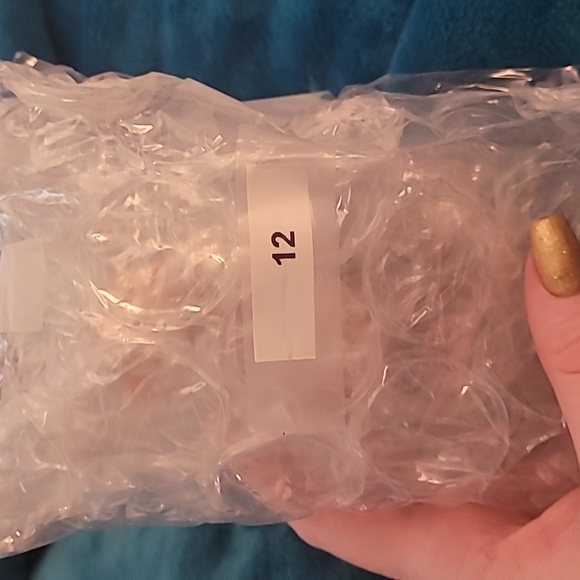 Little Helper Hummel Figurine - Picture 4 of 4